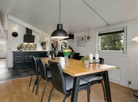 Holiday home C11014-hemmet-spurvevaenget-17